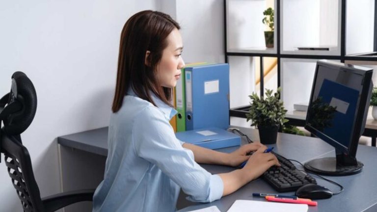 Data Entry Virtual Assistant – Simplify Your Workload