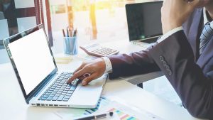 How Data Processing Services Support Real-Time Business Decisions