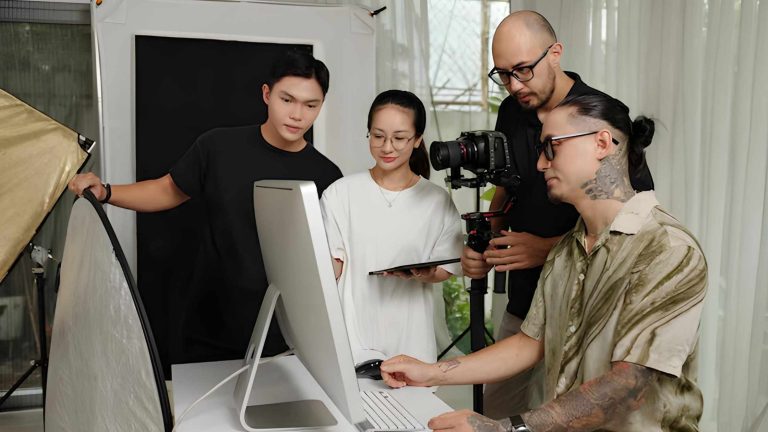 Why Networking and Collaborations Are Key in Videographer Marketing