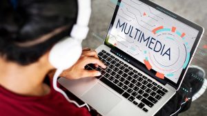 7 Tips For a Multimedia Specialist To Expand a Professional Network